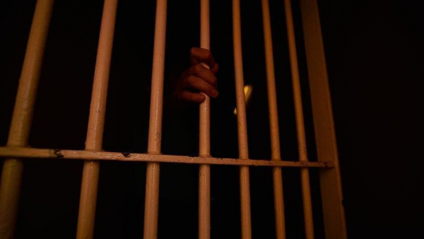أسرى موقوفون في حوّارة يُواصلون الإضراب عن الطعام